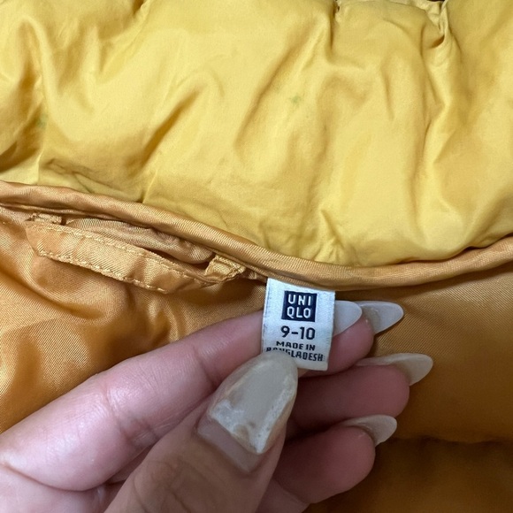 UNIQLO PUFFTECH Washable Parka (Warm
Padded) SIZE 9-10 - Picture 6 of 7